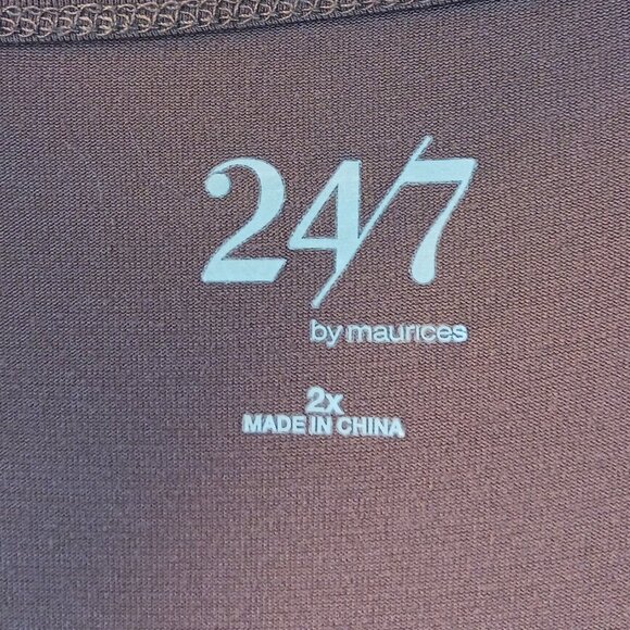 #56 3/$18 - Maurices Brown/Red Short Sleeve Top Size 2X - Picture 5 of 5